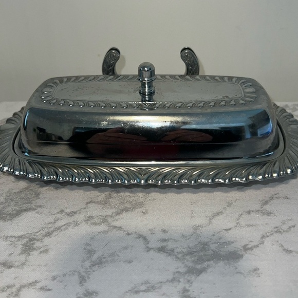 Vintage Irvinware Chrome Plated Butter Dish With A Glass Insert and Knife Holder - Picture 3 of 7
